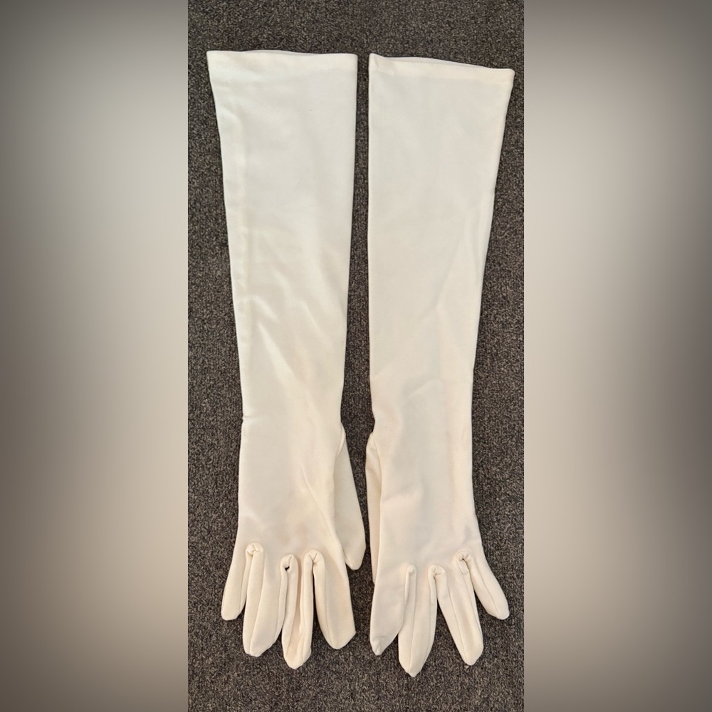 Elegant Long White Gloves